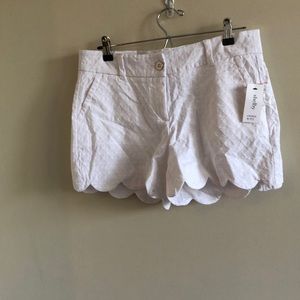 Crown and Ivy scallop shorts